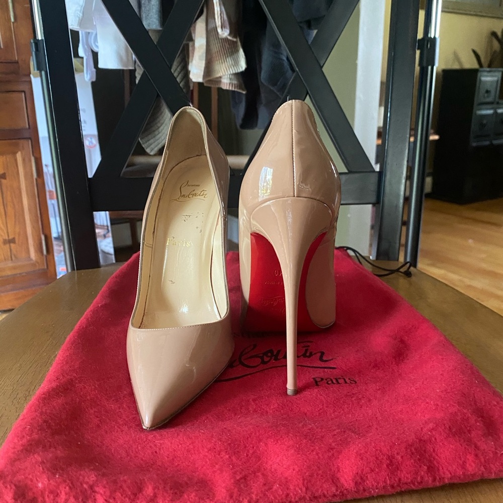 So Kate Louboutin